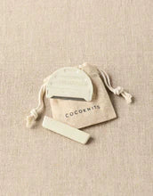 CocoKnits Fuzz Off Comb and Refill blades