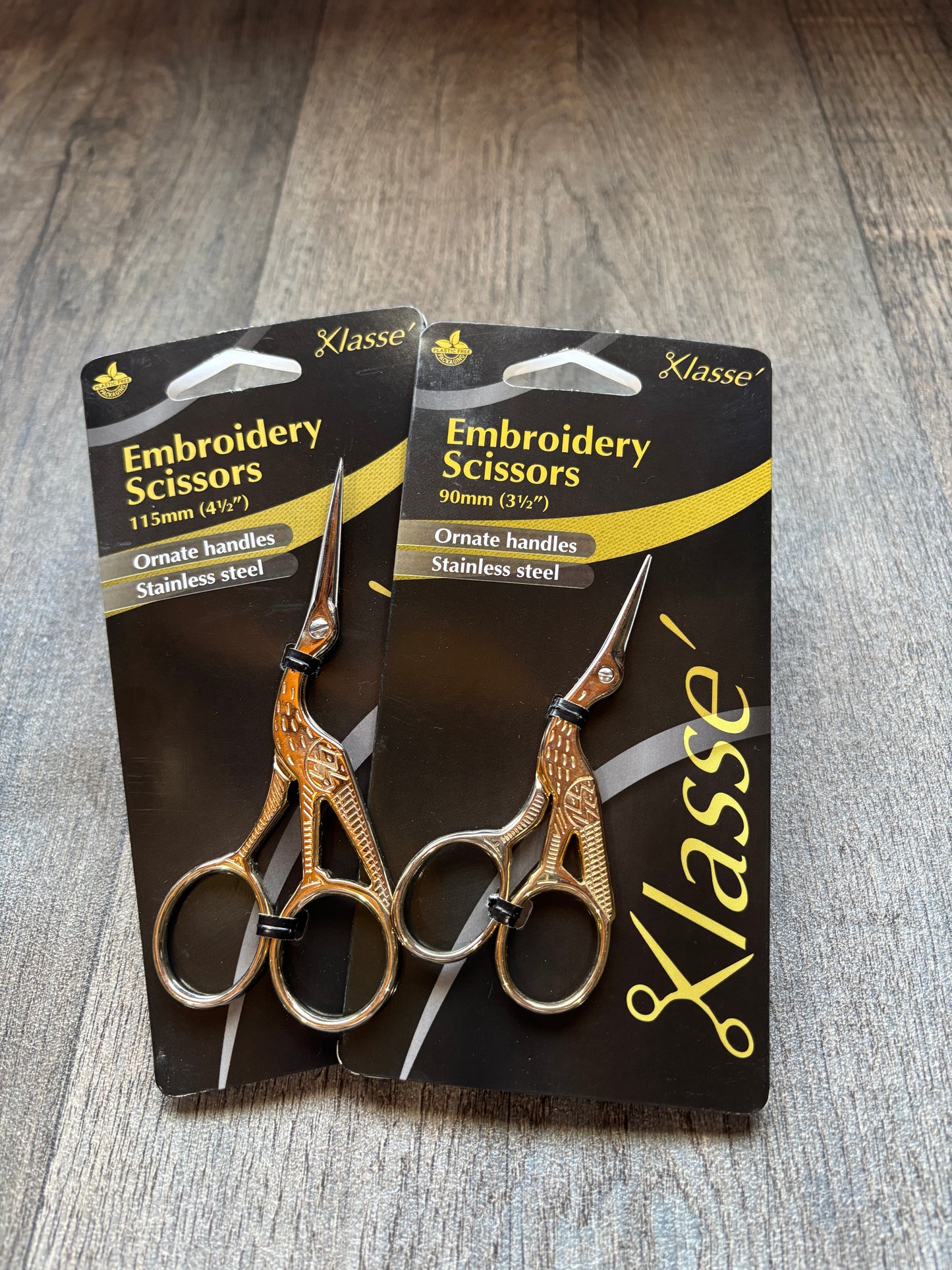 Scissors - Klasse Embroidery - Stork