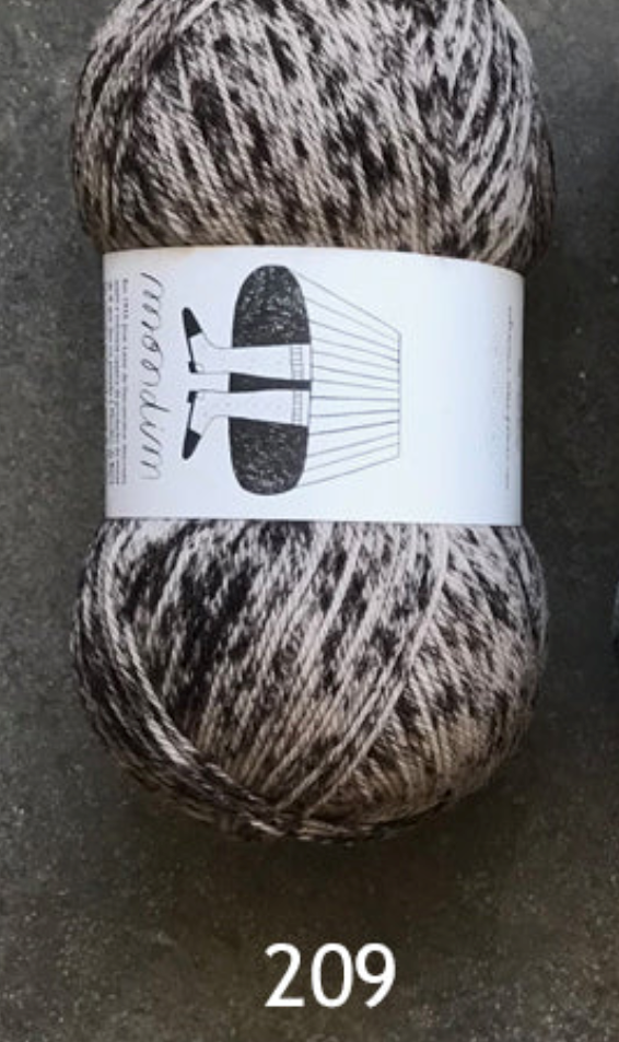 MONDIM non-superwash sock yarn - 100% fine portuguese wool 100g 385m