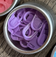 Stitch Markers - 30 Locking Stitch Markers
