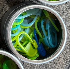 Stitch Markers - 30 Locking Stitch Markers